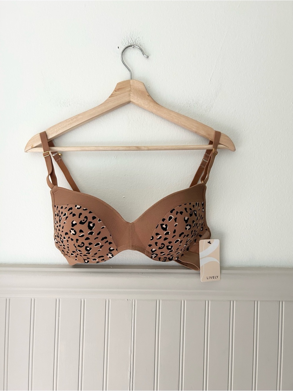 ⭐️ NEW Lively 34C No-Wire Push Up Bra in Latte Leopard
